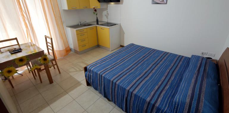 residenzanobel it vacanze-di-maggio-in-appartamento-sul-mare-a-torre-pedrera-1 018